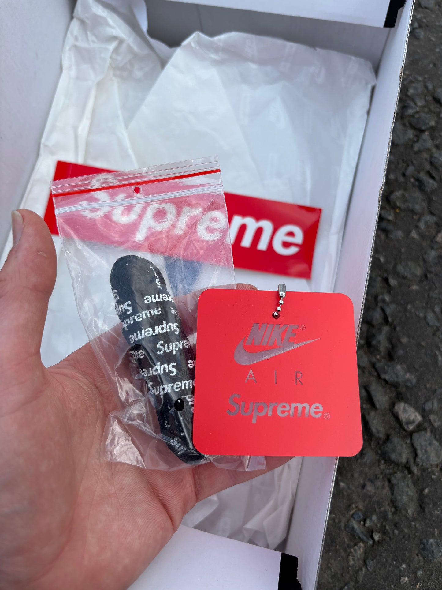 Nike Air Max 1/Supreme ‘Black’ UK11 (2024)