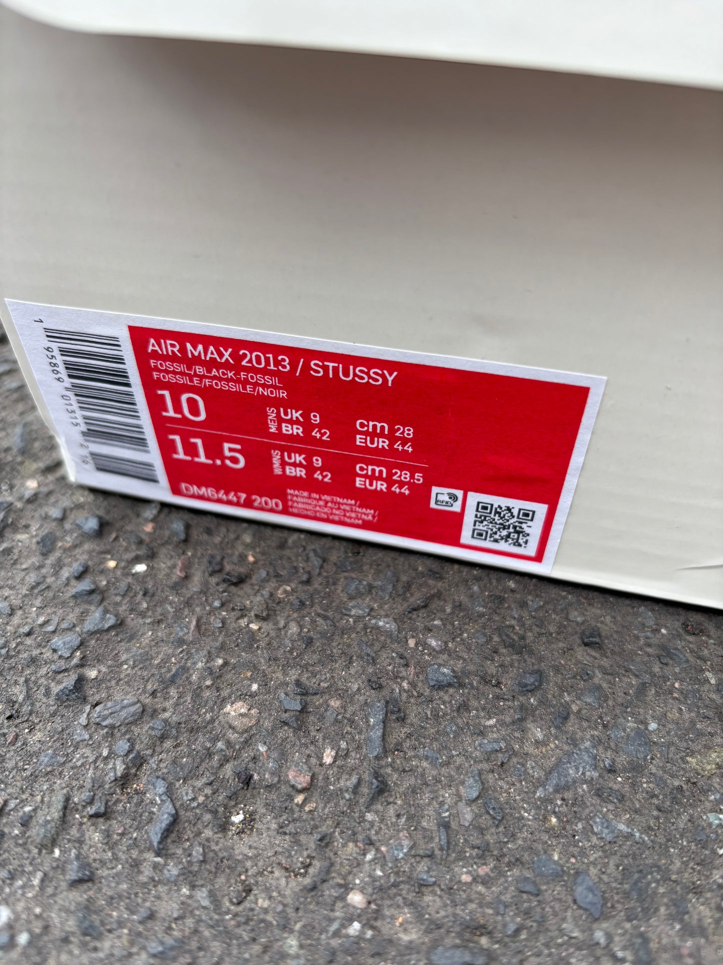Nike Air Max 2013/Stussy ‘Fossil’ UK9