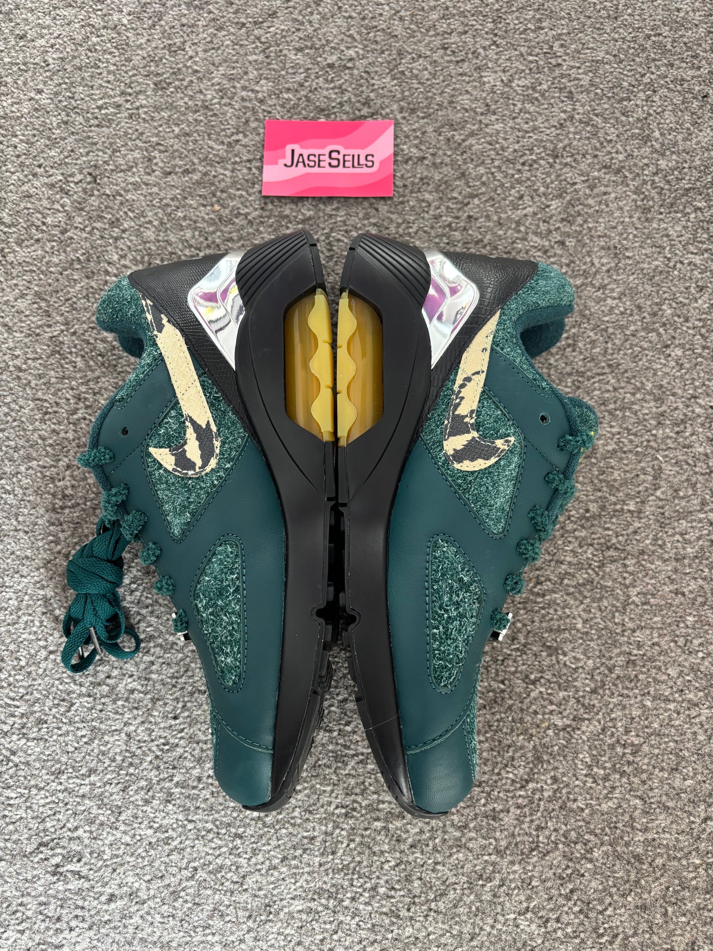 Nike Air Max 180 'Apron Records' UK9.5