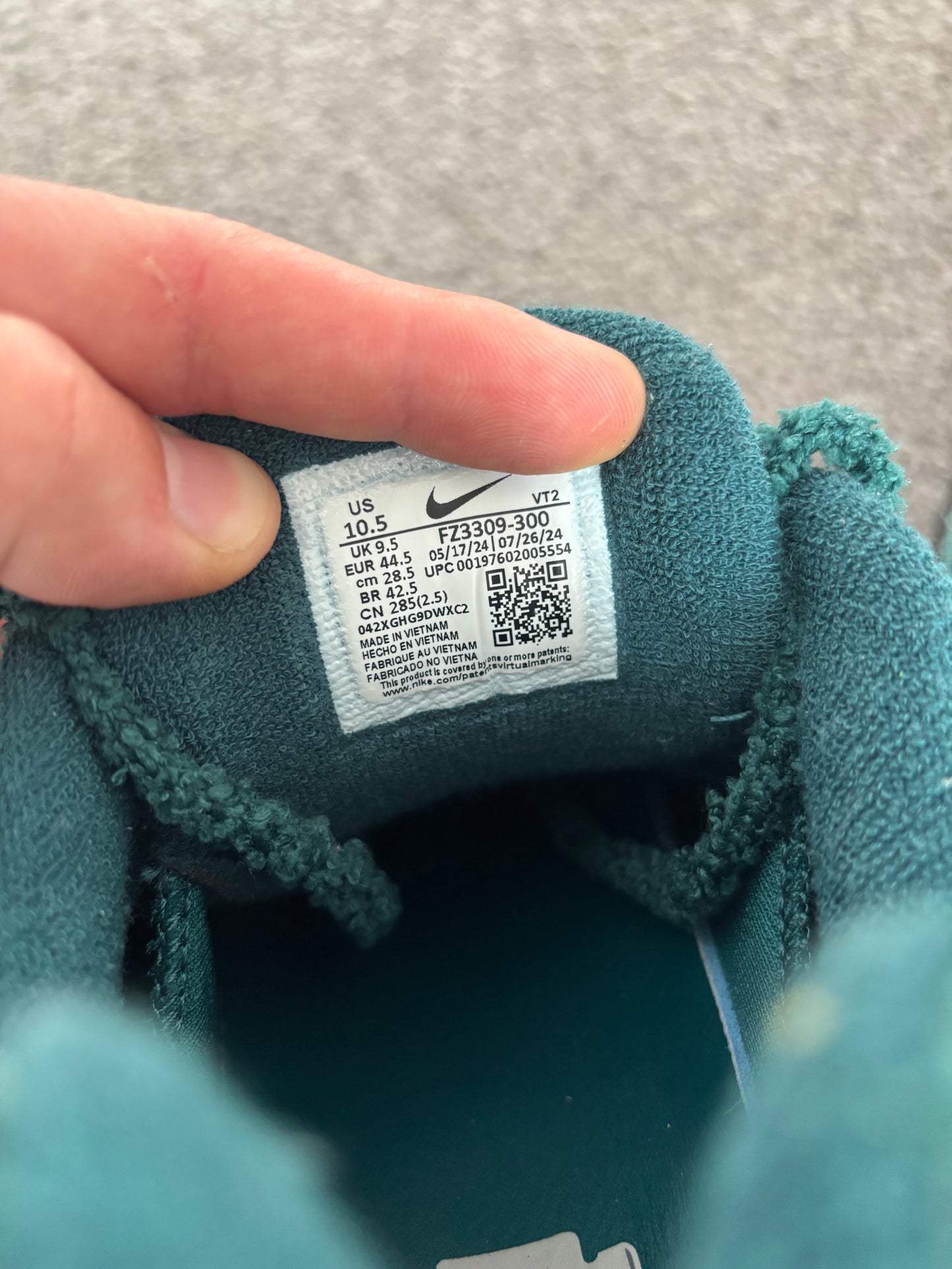 Nike Air Max 180 'Apron Records' UK9.5