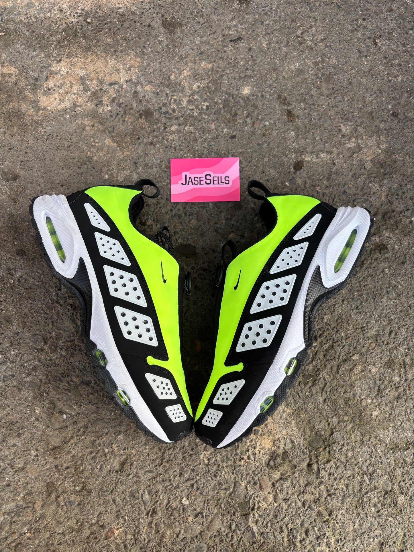 Nike Air Max Sunder 'Volt/Black' UK8