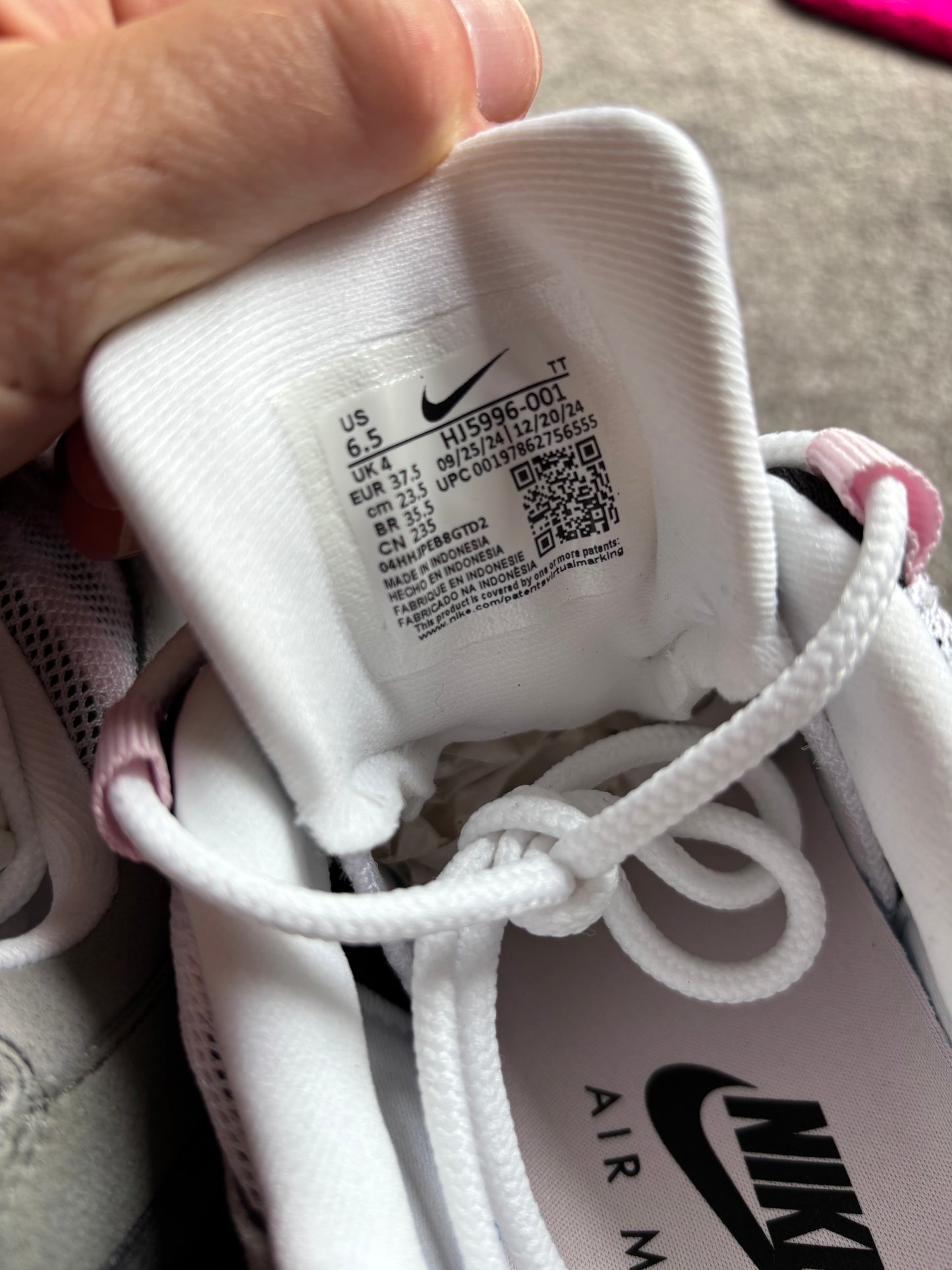 Nike Air Max 95 OG Big Bubble 'Pink Foam' (2025) UK4 BN