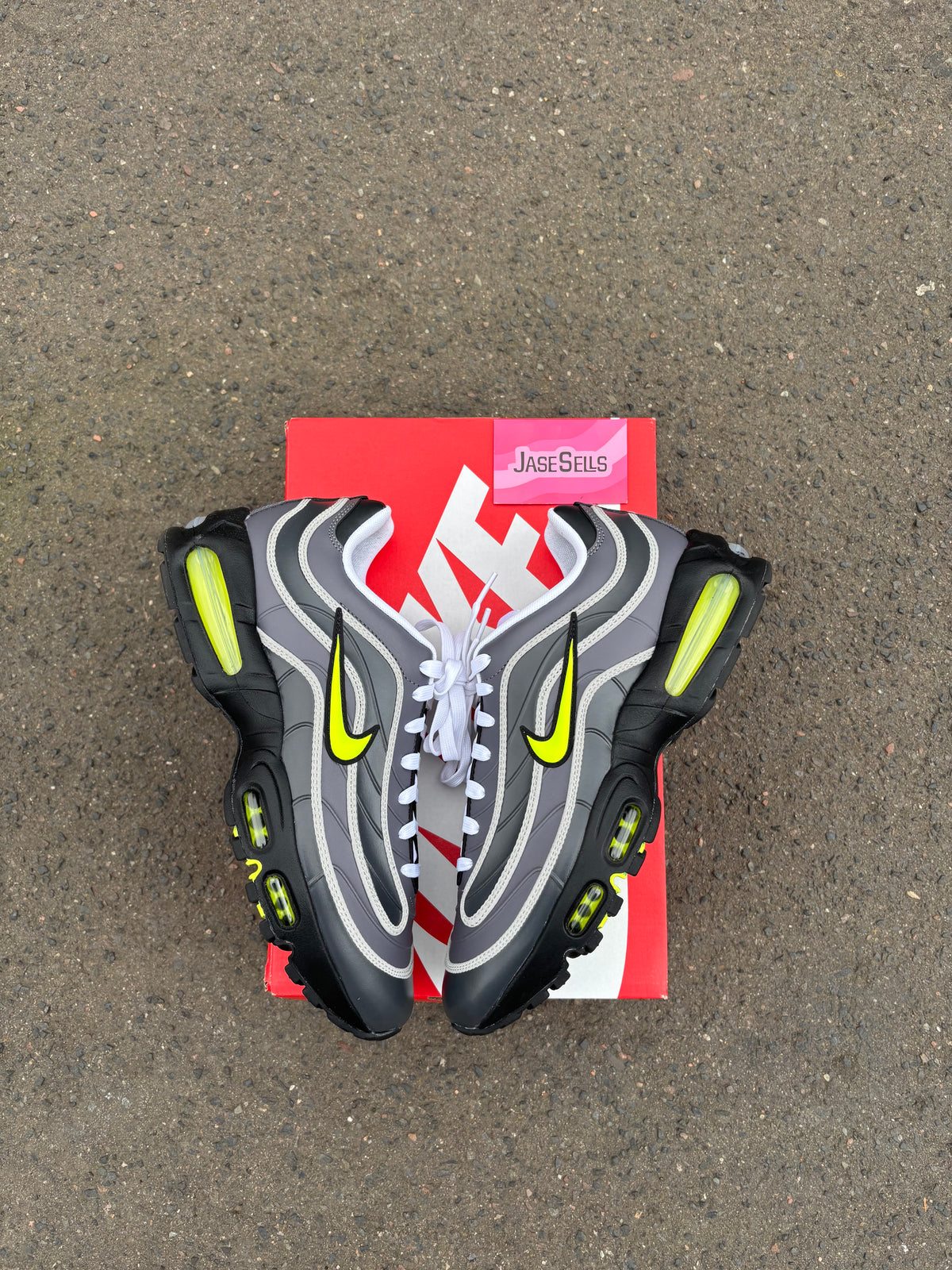 Nike Air Max Joga Bonito ‘Neon’ UK10