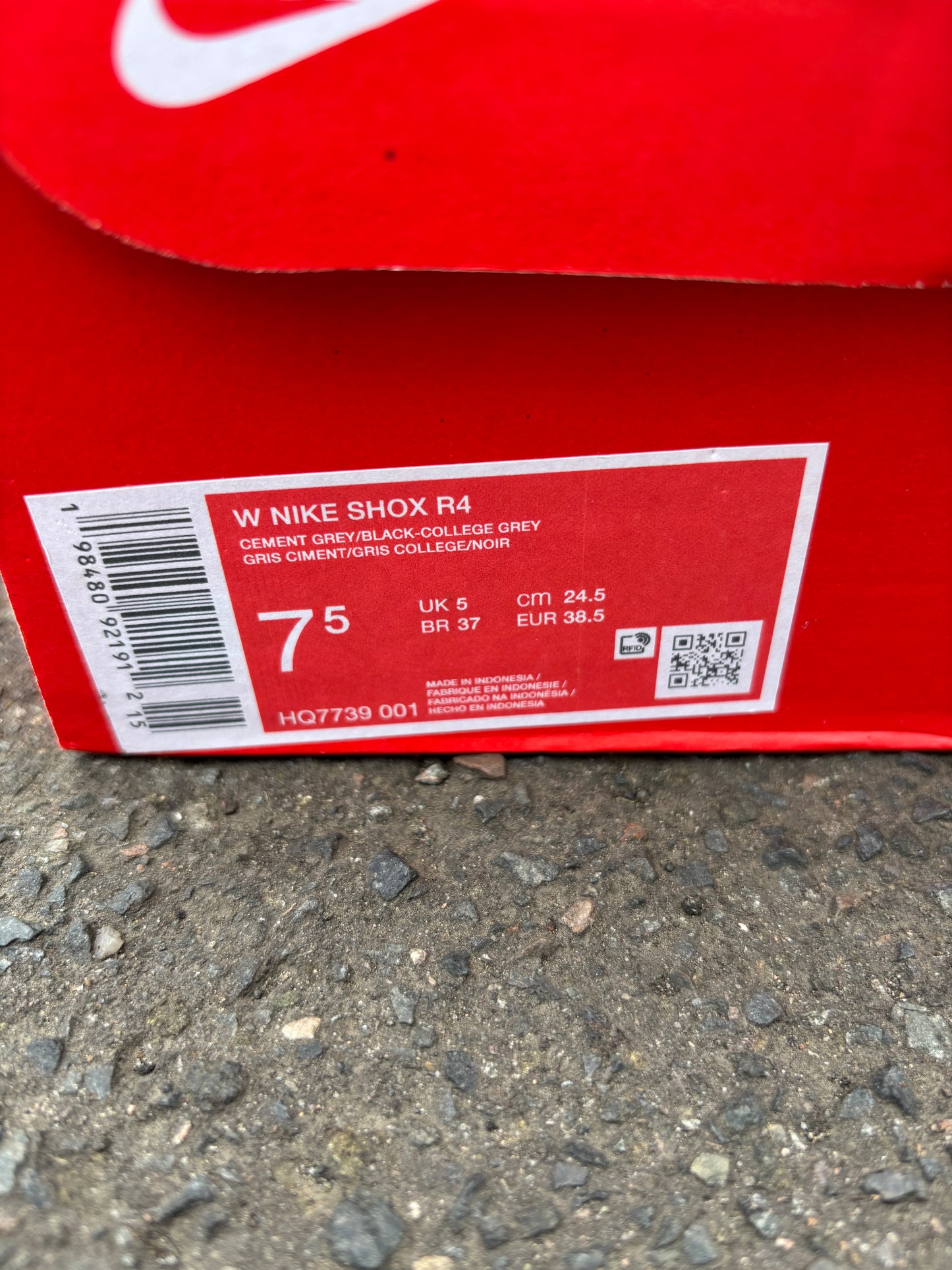 Nike Shox R4 ‘Cement Grey/Black’ UK5W BN