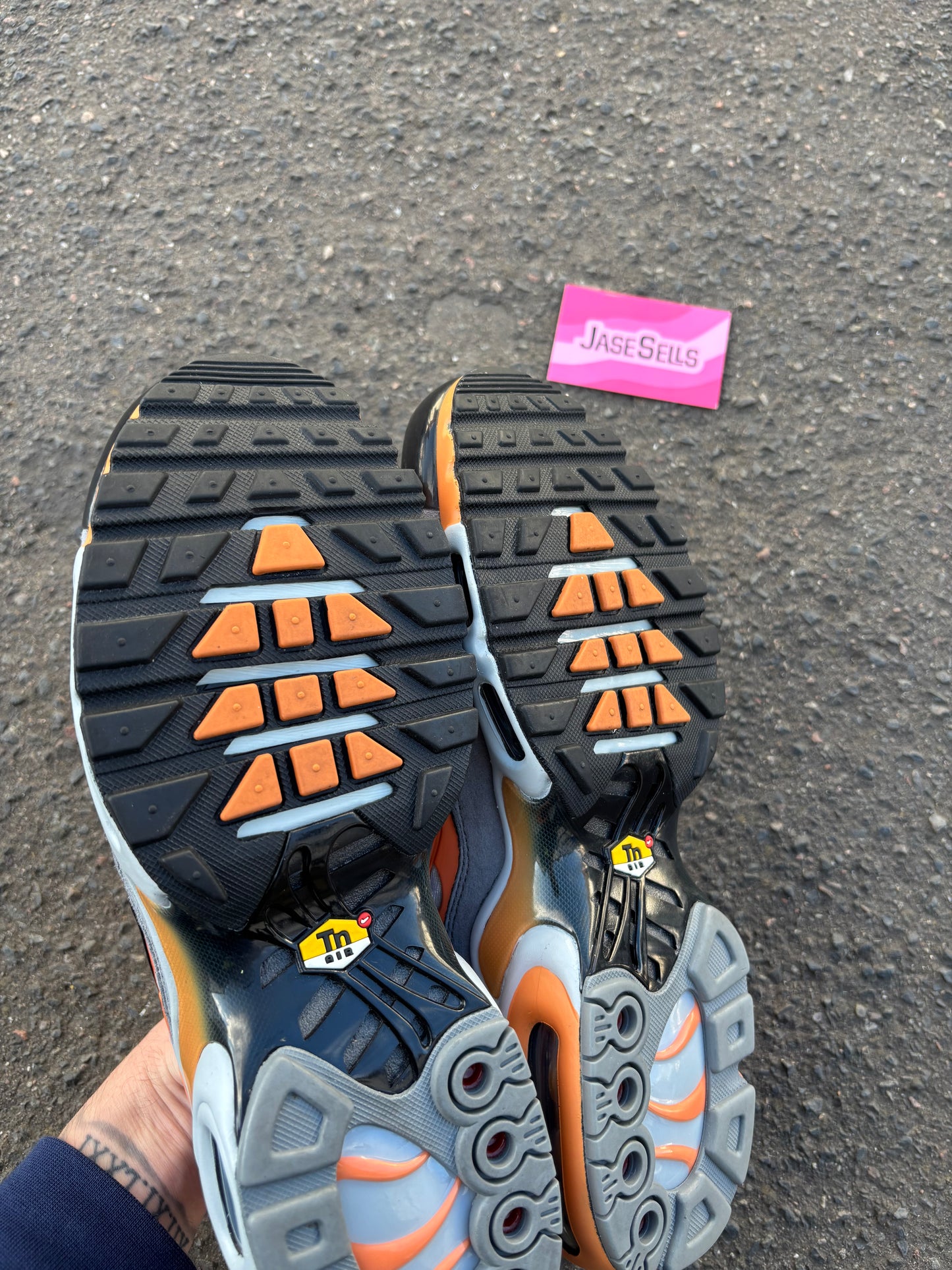 Nike air max plus ‘Hot Curry’ UNRELEASED SAMPLE UK8