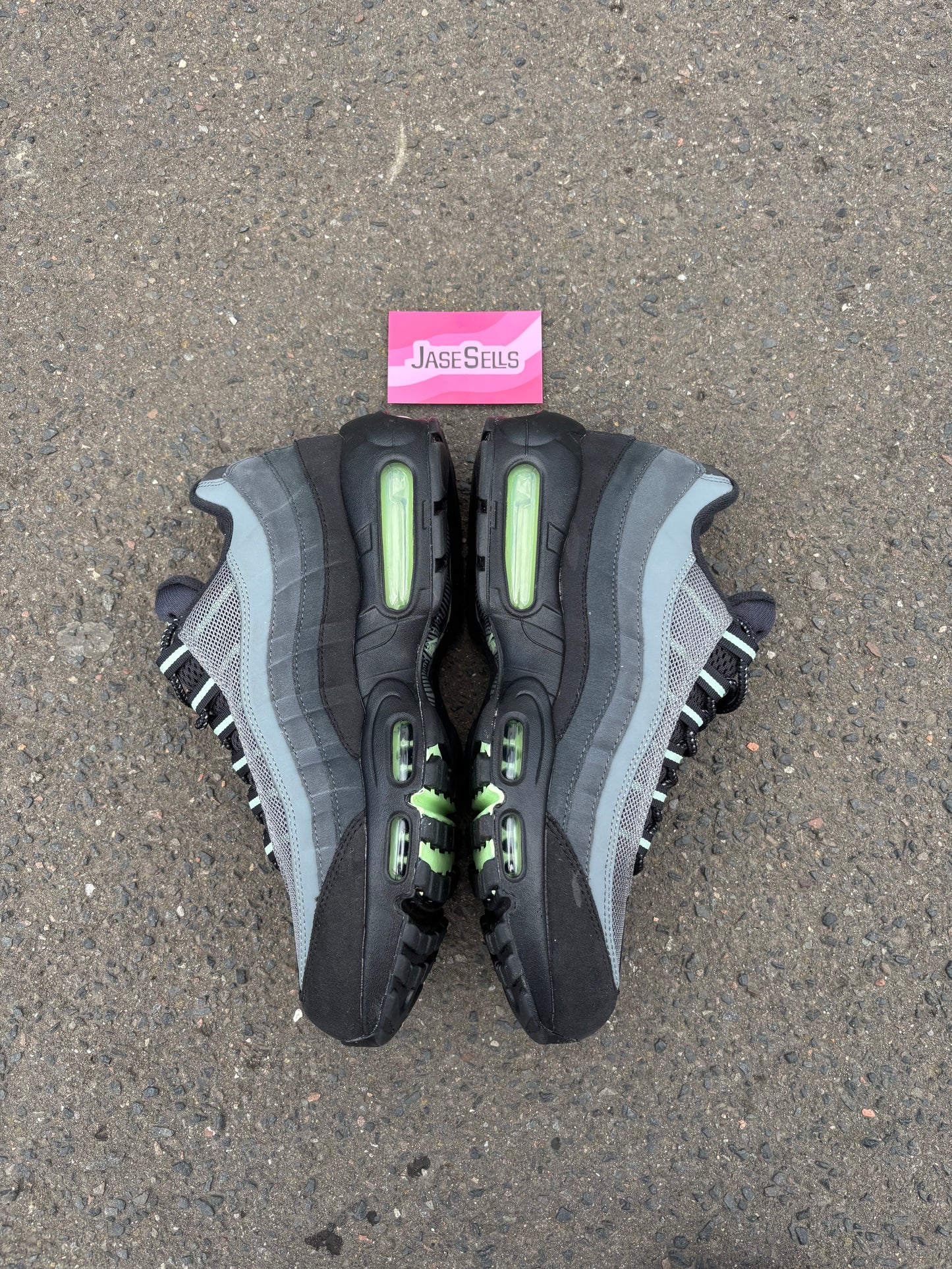 Nike Air Max 95 ‘Vapor Green’ UK8