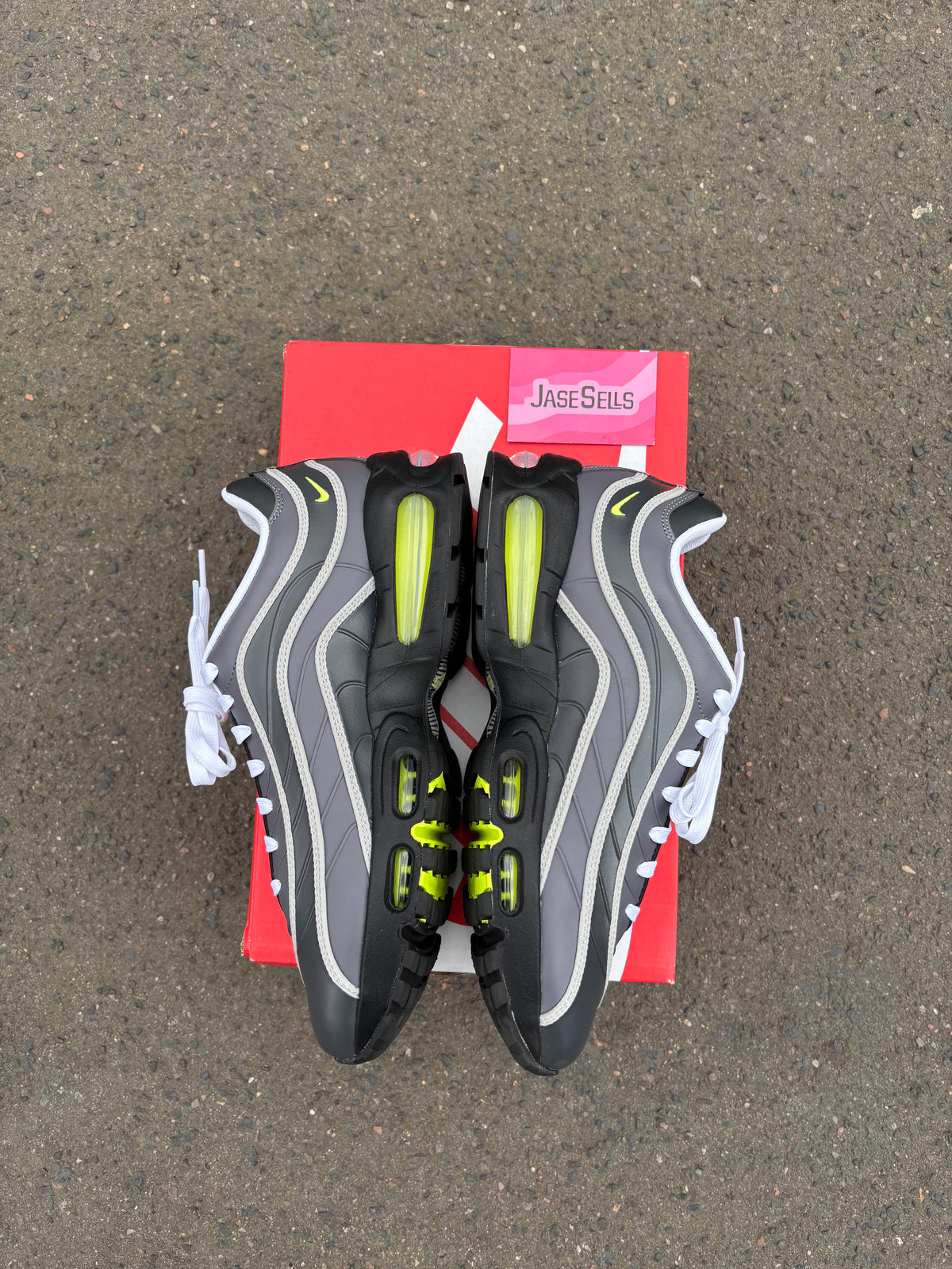 Nike Air Max Joga Bonito ‘Neon’ UK10