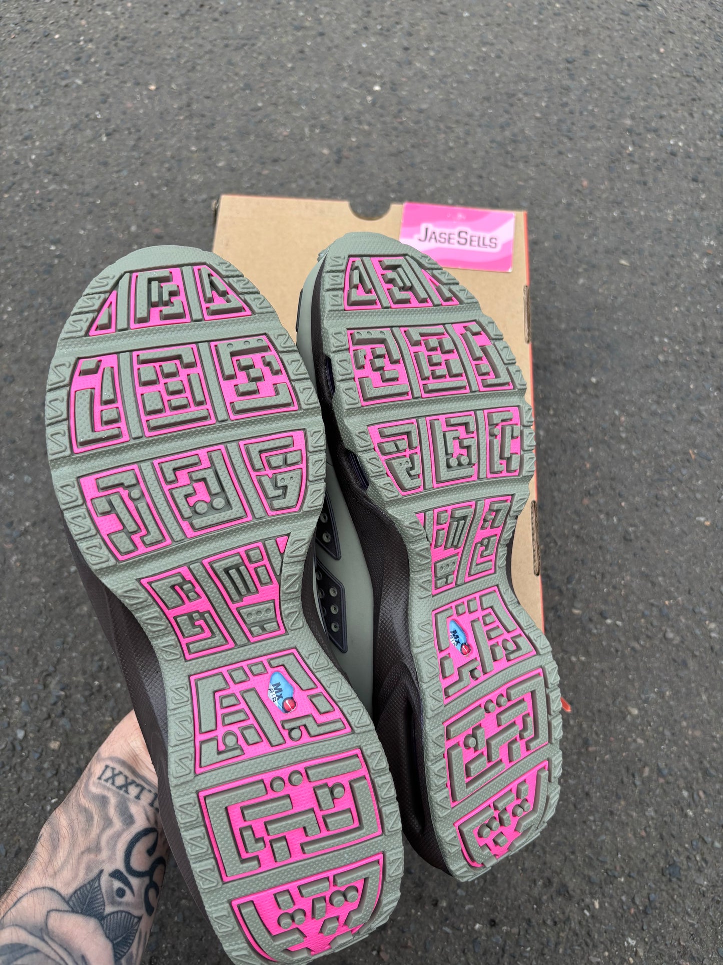 Nike Air Max SNDR ‘Pinksicle’ UK9.5 BN