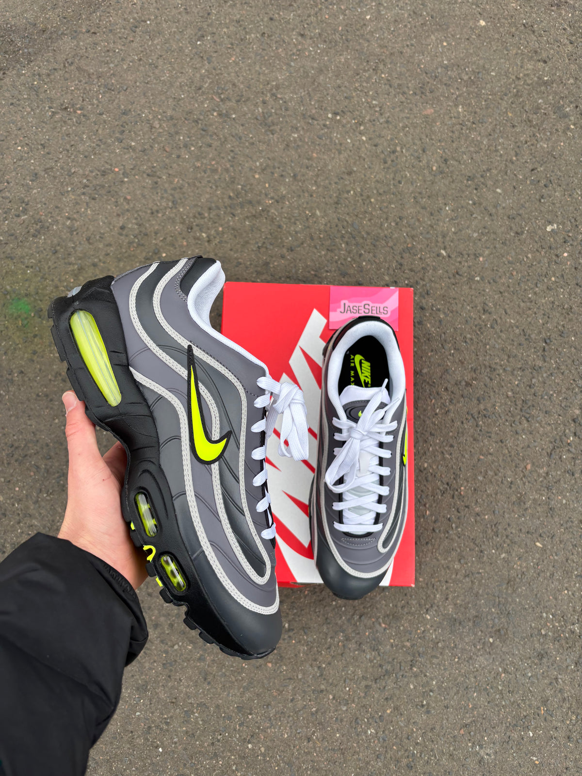 Nike Air Max Joga Bonito ‘Neon’ UK10