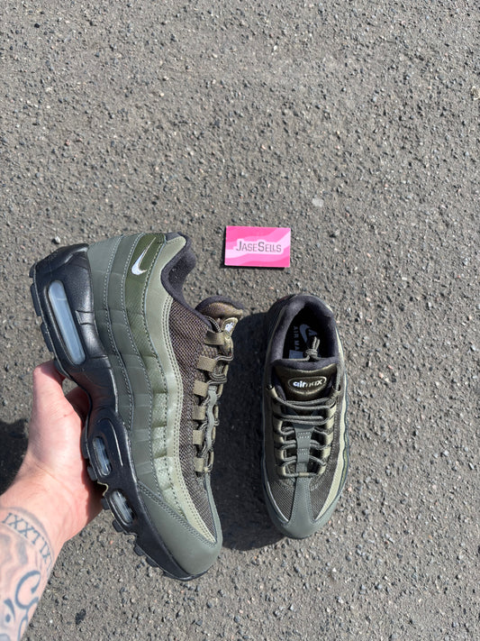 Nike Air Max 95 ‘Sequoia’ UK7