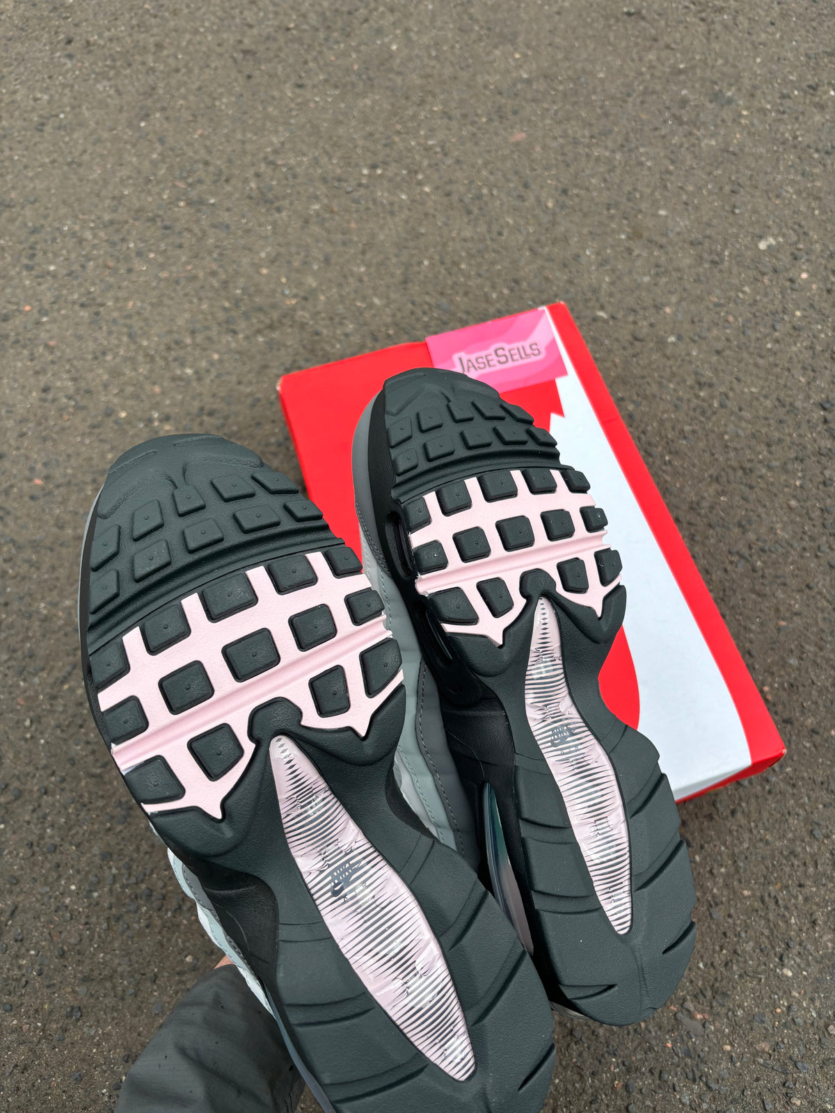 Nike Air Max 95 ‘Pink Apple’ UK7 BN