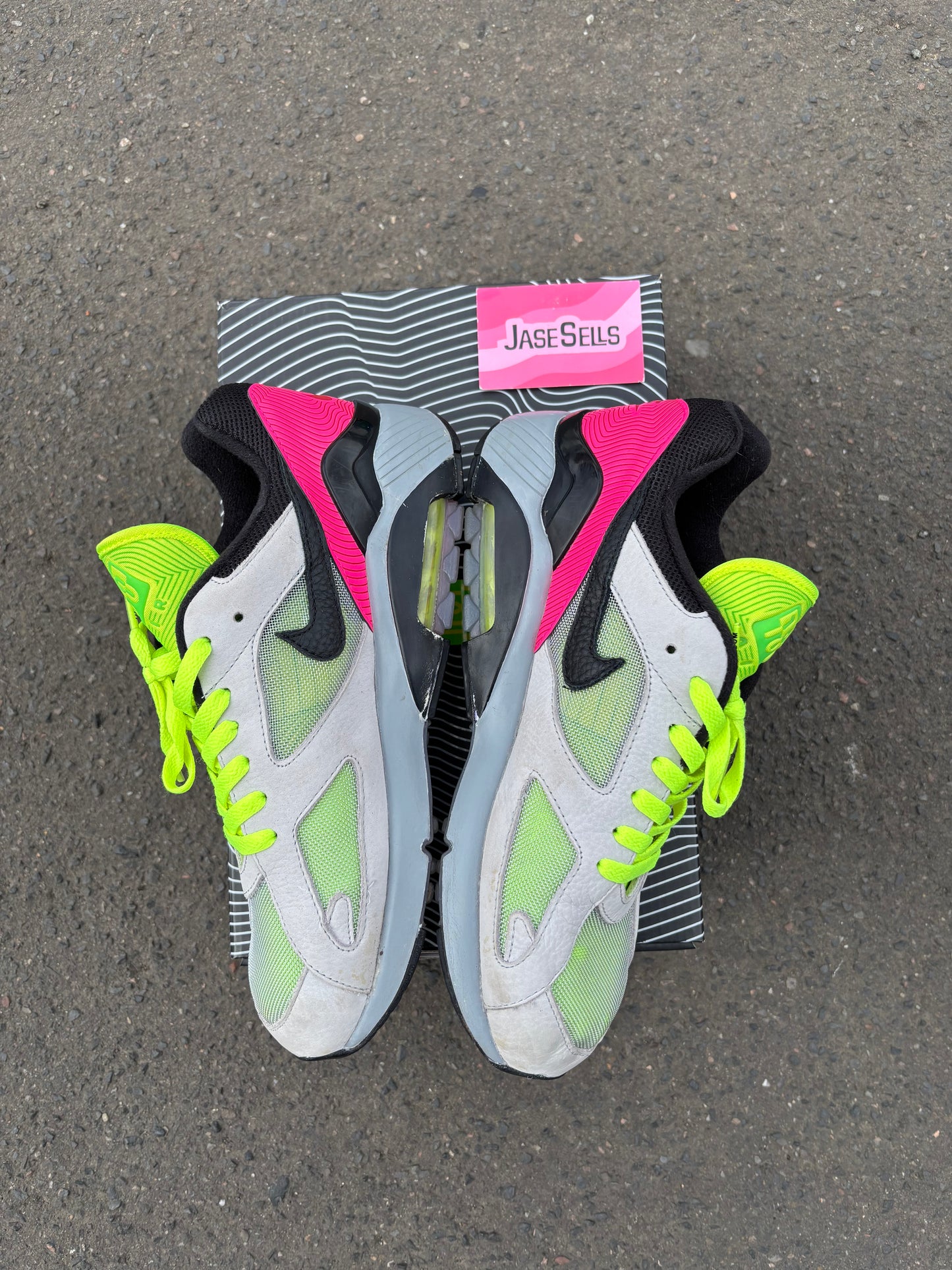 Nike Air Max 180 ‘Berlin’ UK8