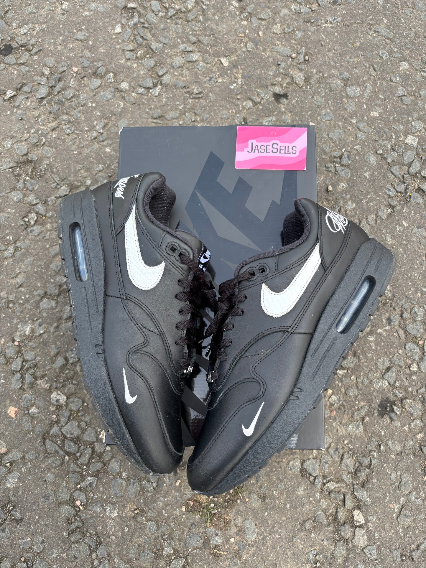 Nike Air Max 1/Supreme ‘Black’ UK11 (2024)