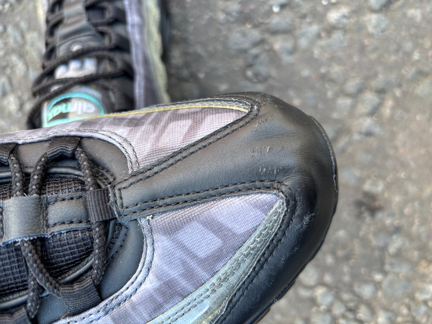 Nike Air Max 95 ‘X-Ray Black’ UK9