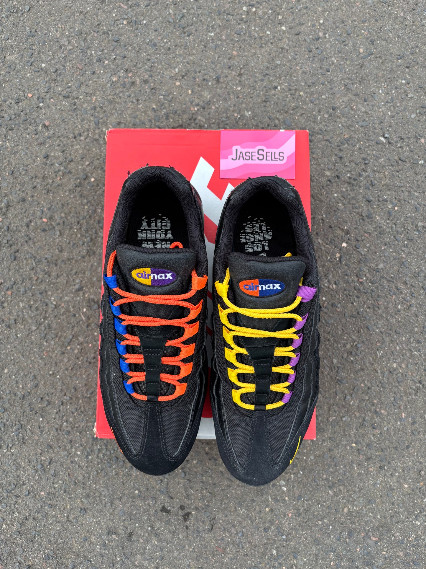 Nike Air Max 95 ‘LA vs NY’ UK9