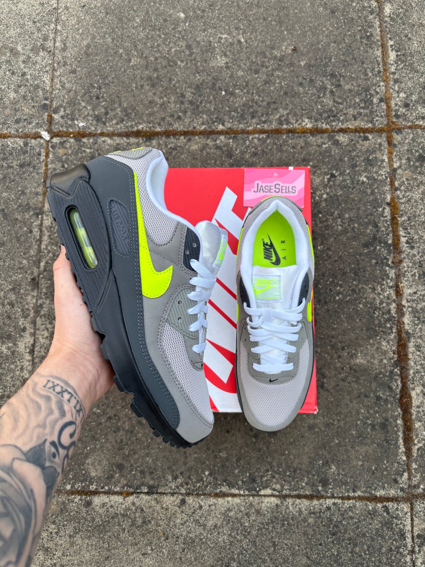Nike Air Max 90 ‘Neon’ UK9 BN