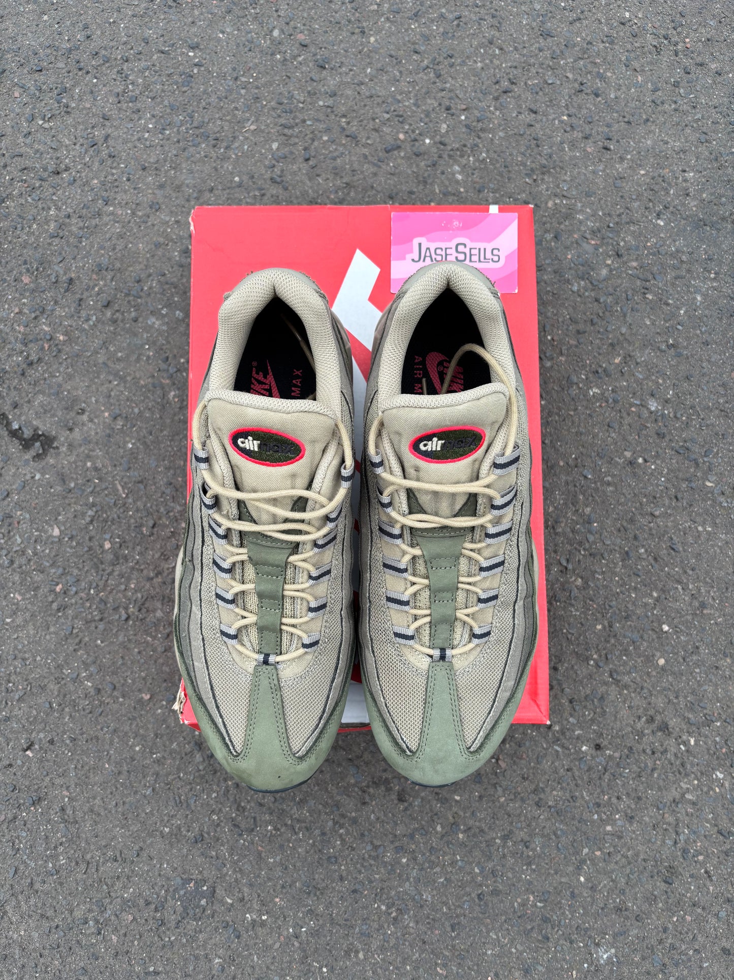 Nike Air Max 95 ‘Matte Olive’ UK9