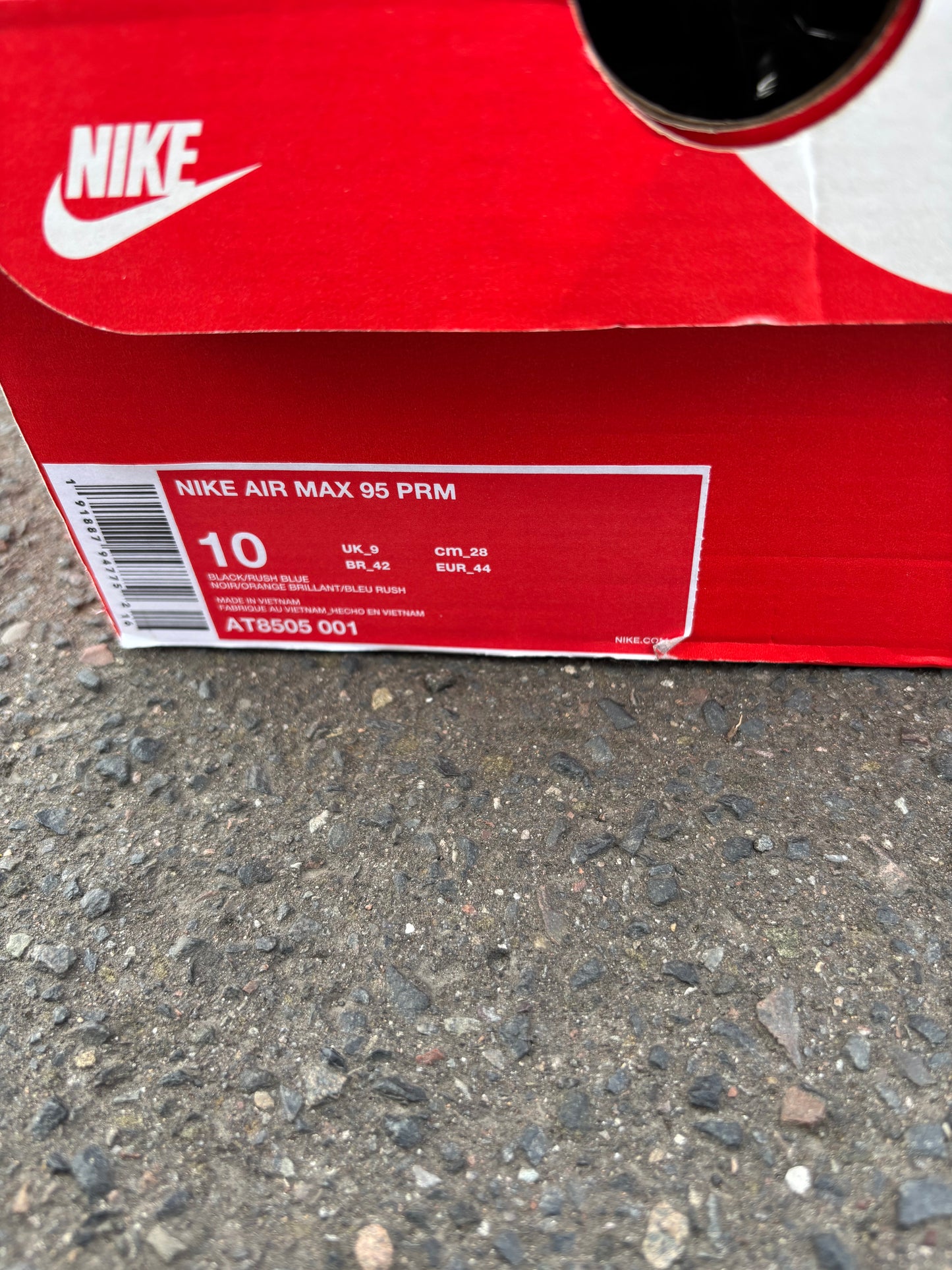 Nike Air Max 95 ‘LA vs NY’ UK9