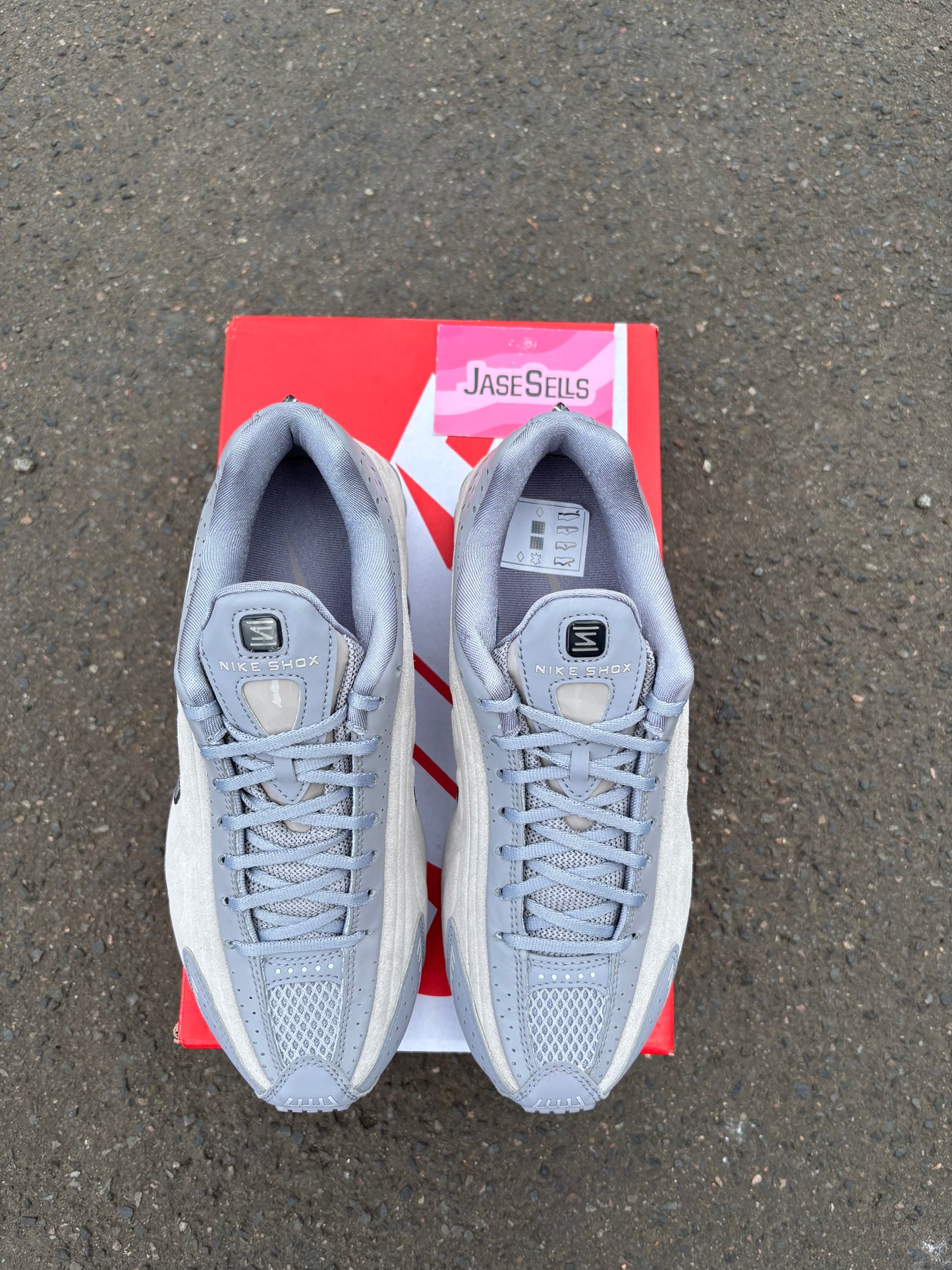 Nike Shox R4 ‘Cement Grey/Black’ UK5W BN