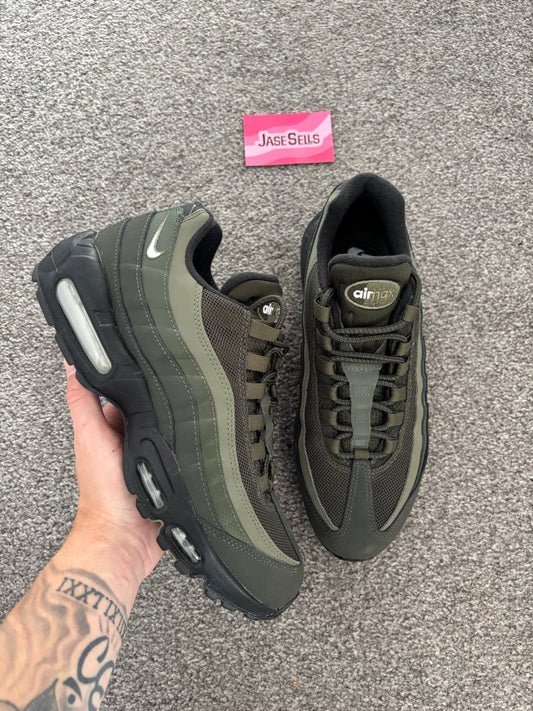 Nike Air Max 95 'Sequoia' UK8