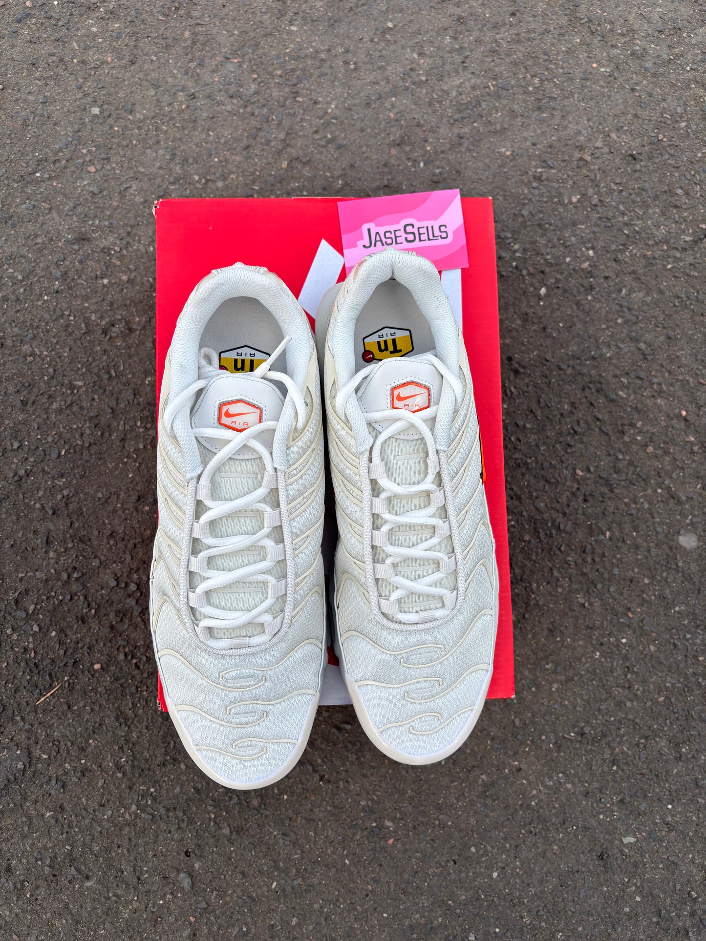 Nike Air Max Plus 'Phantom Safety Orange' UK10 BN