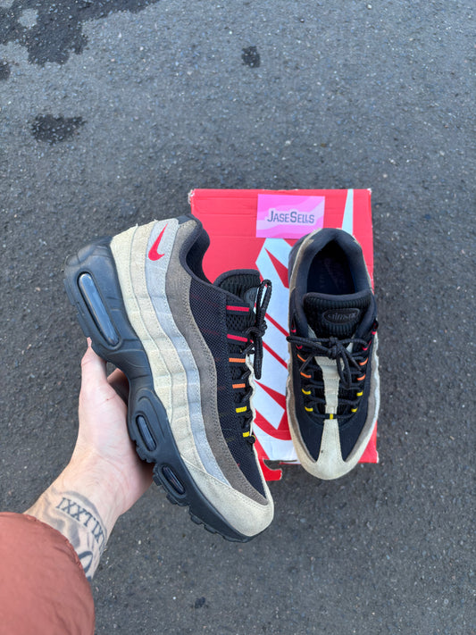 Nike Air Max 95 'Off Noir/Limestone' UK8