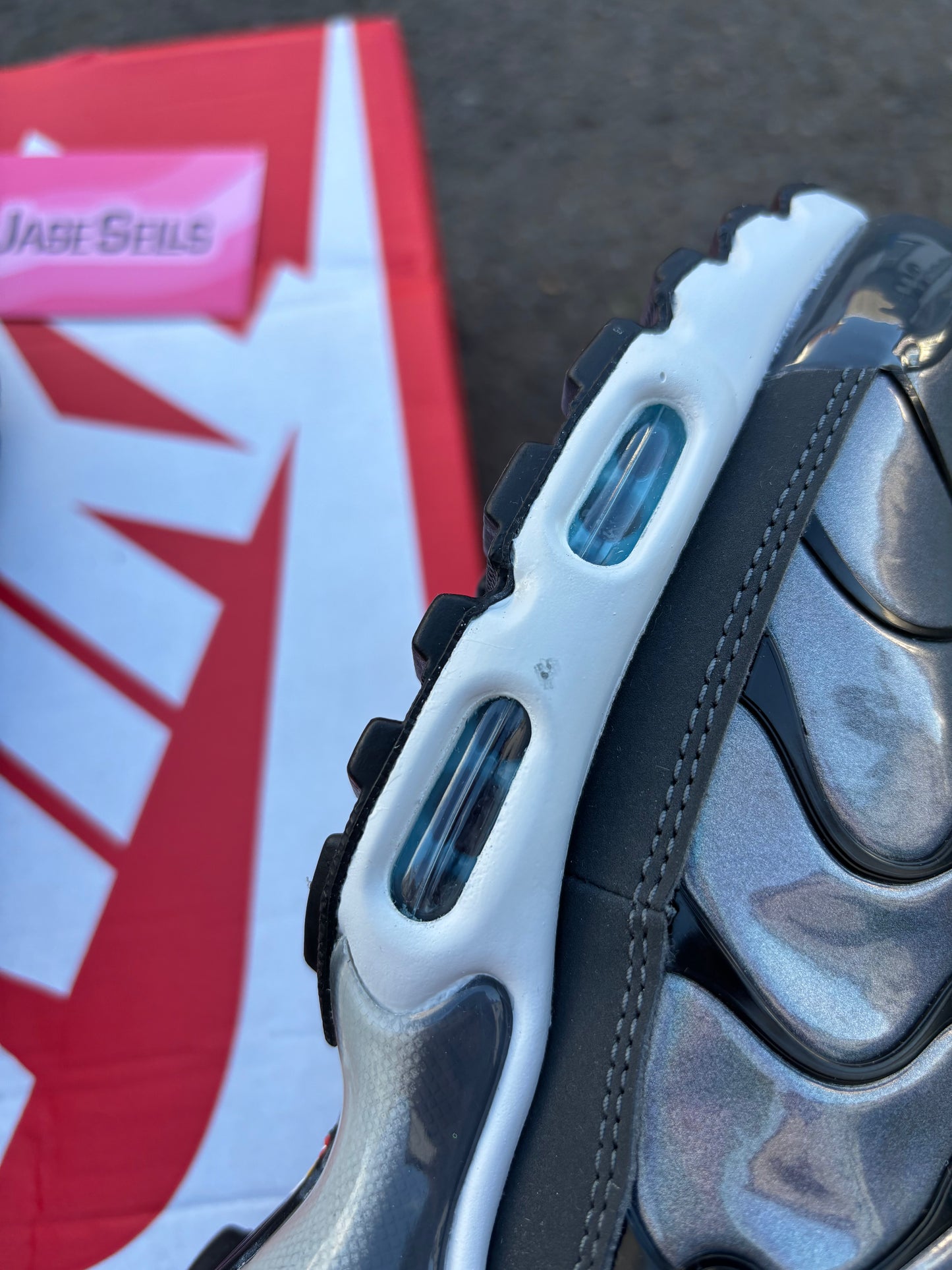 Nike Air Max Plus 'Iridescent' UK7.5 BN