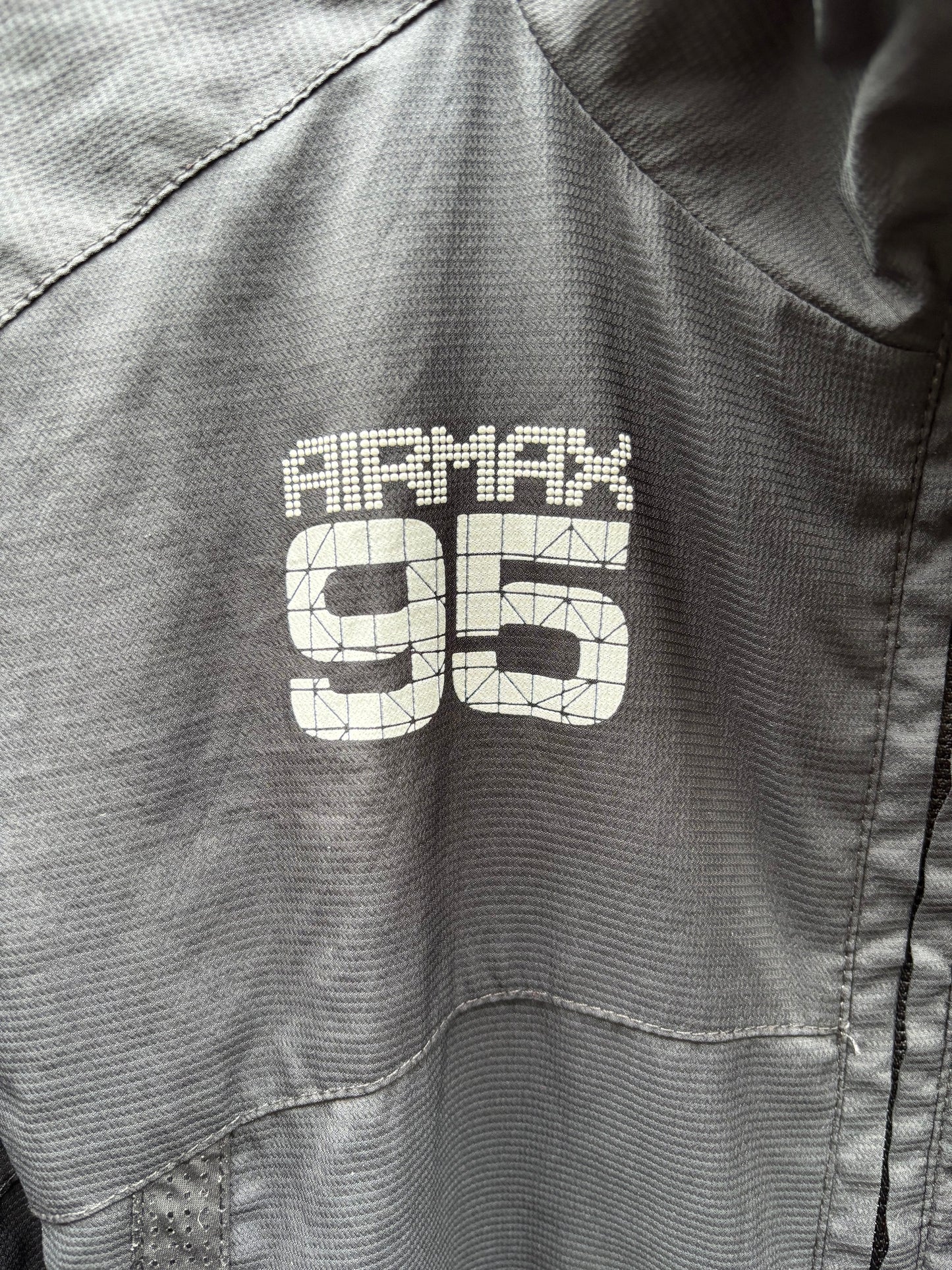 Nike Air Max 95 Vintage Track Jacket Size Medium