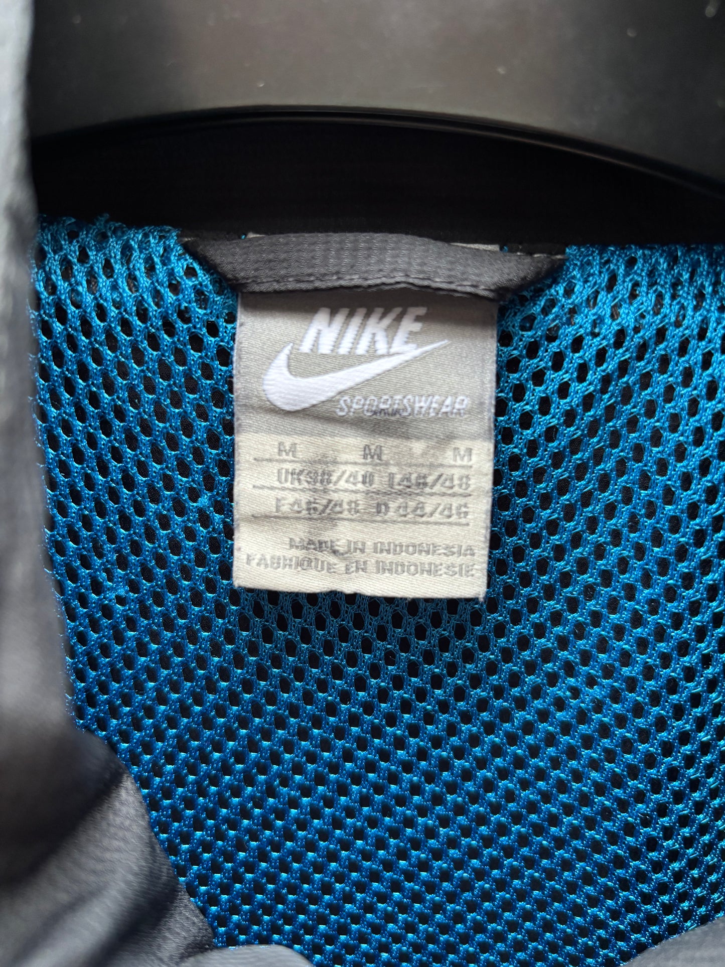 Nike Air Max 95 Vintage Track Jacket Size Medium