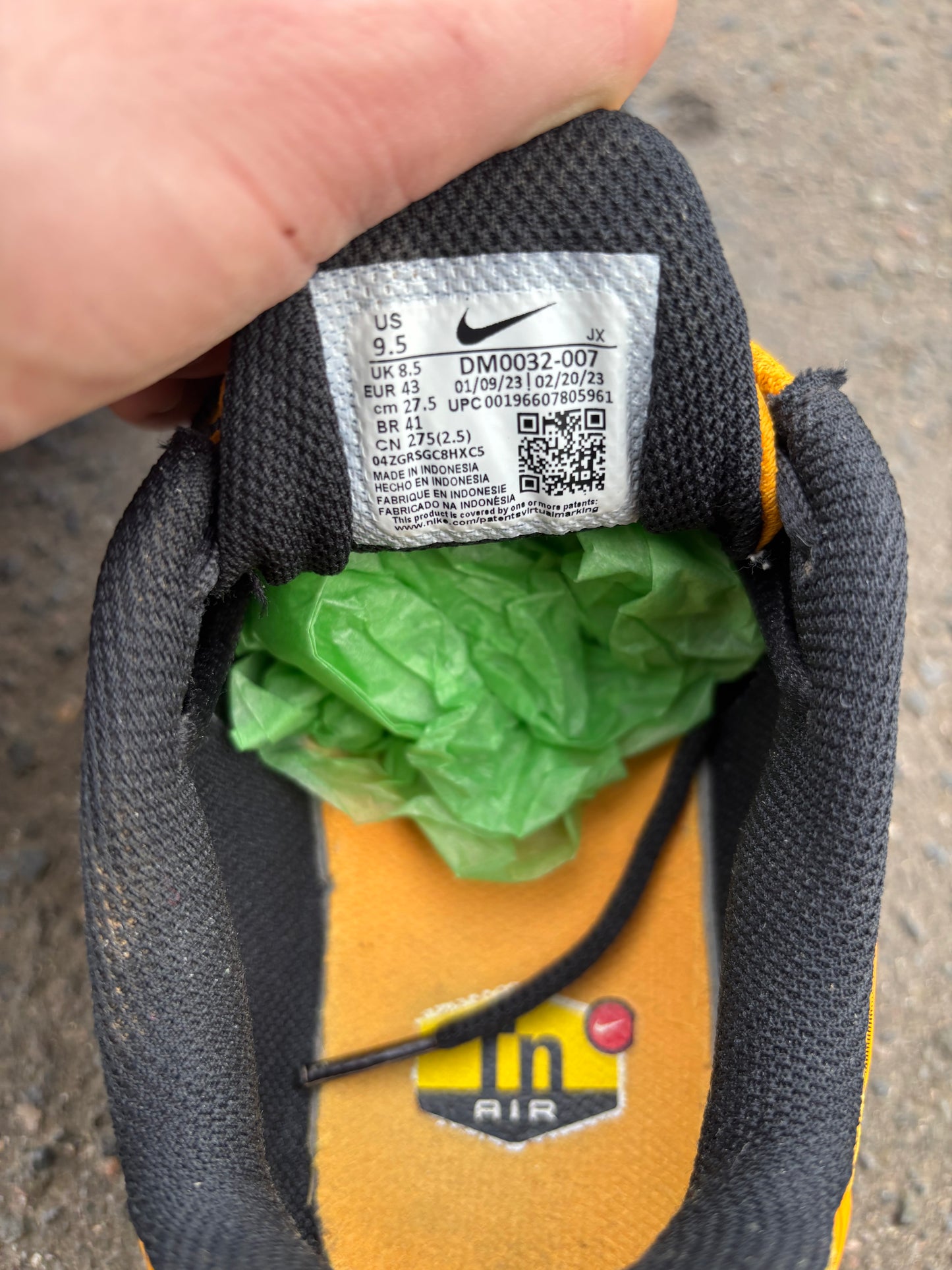 Nike Air Max Plus 'Black Sundial' UK8.5