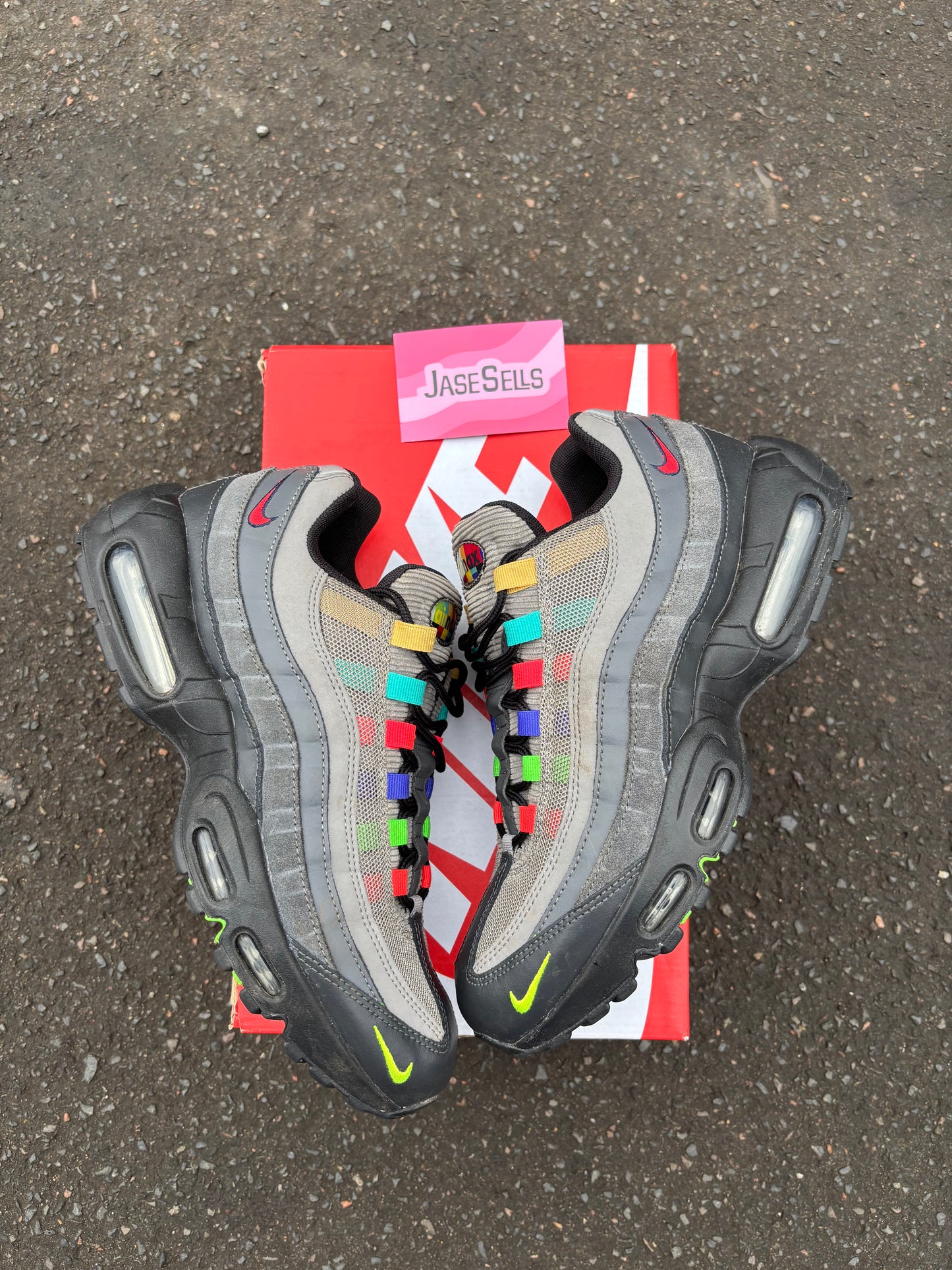 Nike Air Max 95 SE 'Light Charcoal/ Vintage TV' UK7.5