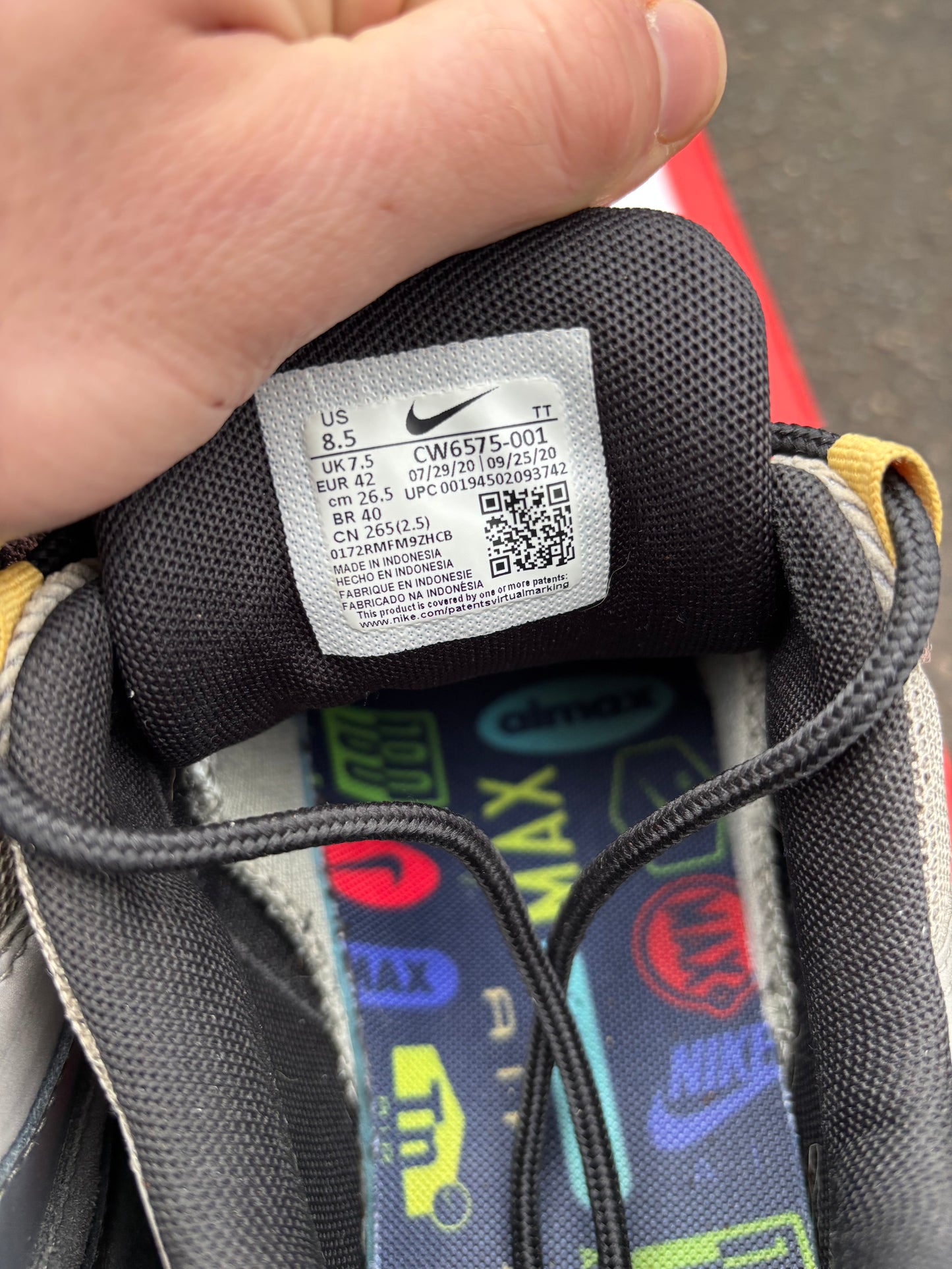 Nike Air Max 95 SE 'Light Charcoal/ Vintage TV' UK7.5