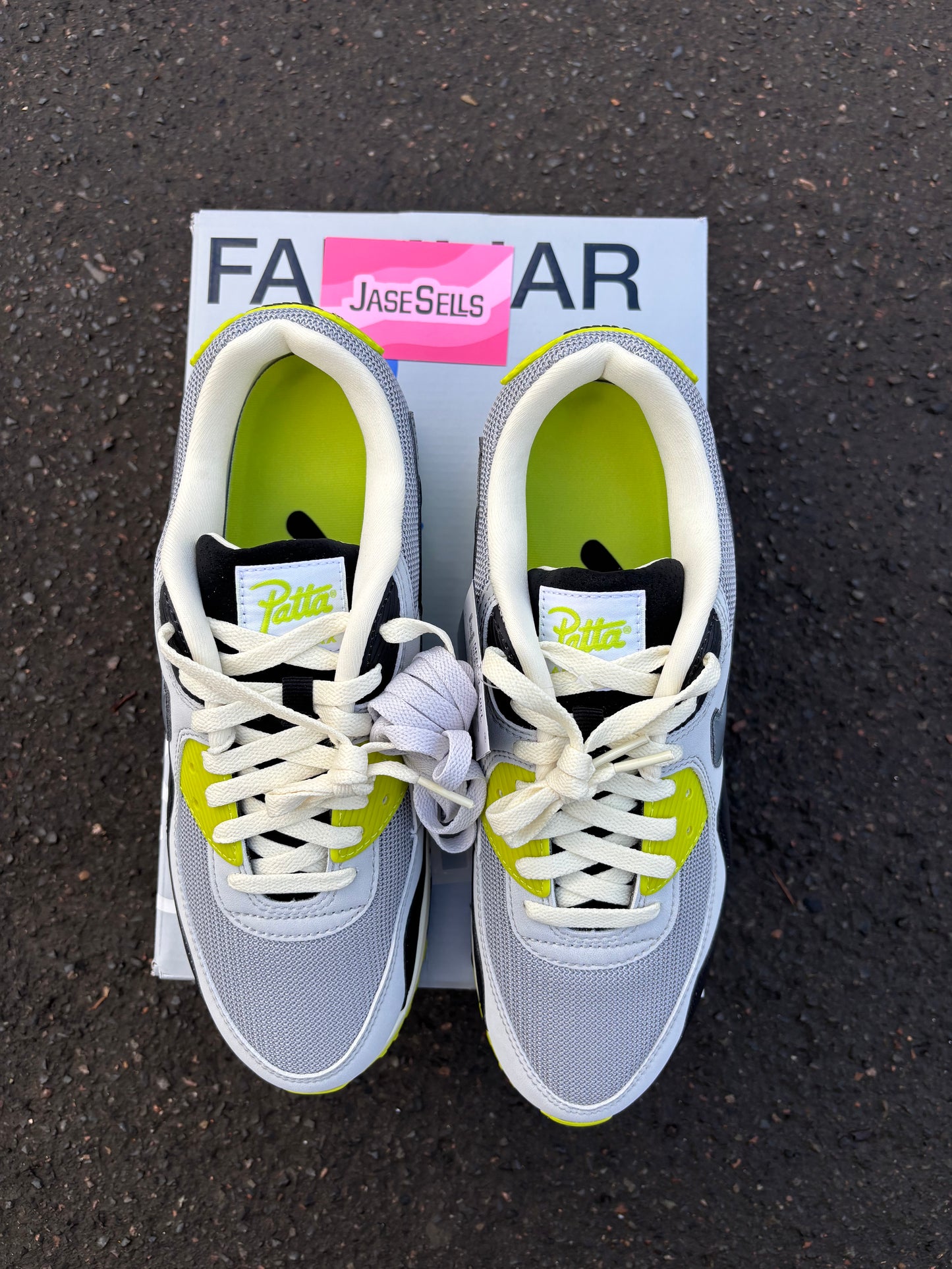 Nike Air Max 90/Patta 'Cyber Waves' UK9 BN