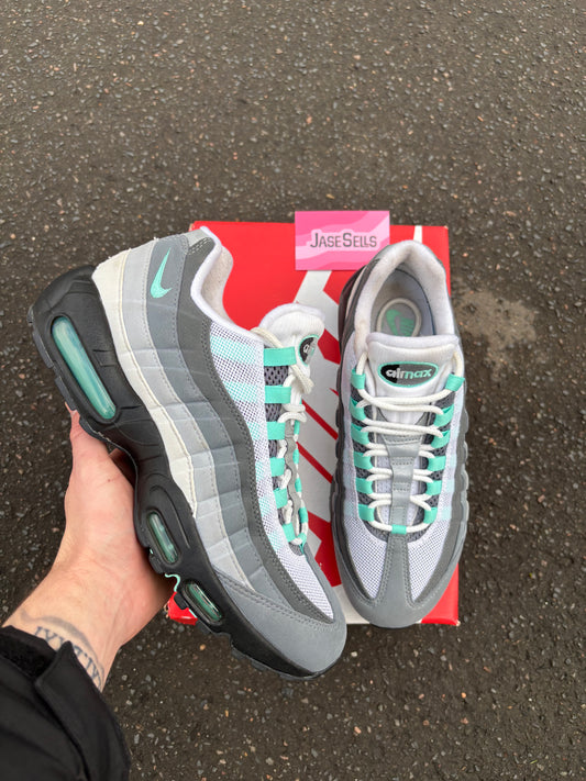 Nike Air Max 95 'Hyper Turquoise' UK8