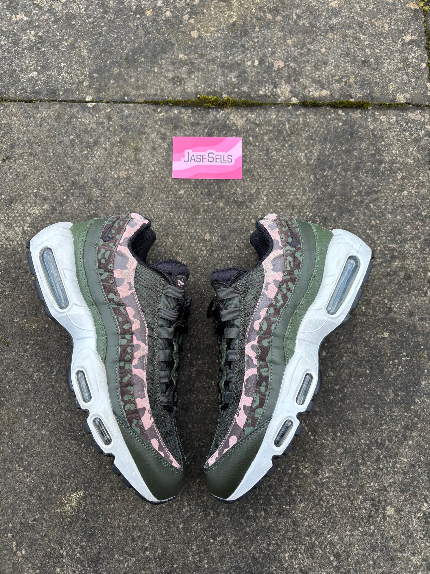 Nike Air Max 95 'Olive/Pink Camo' UK9W