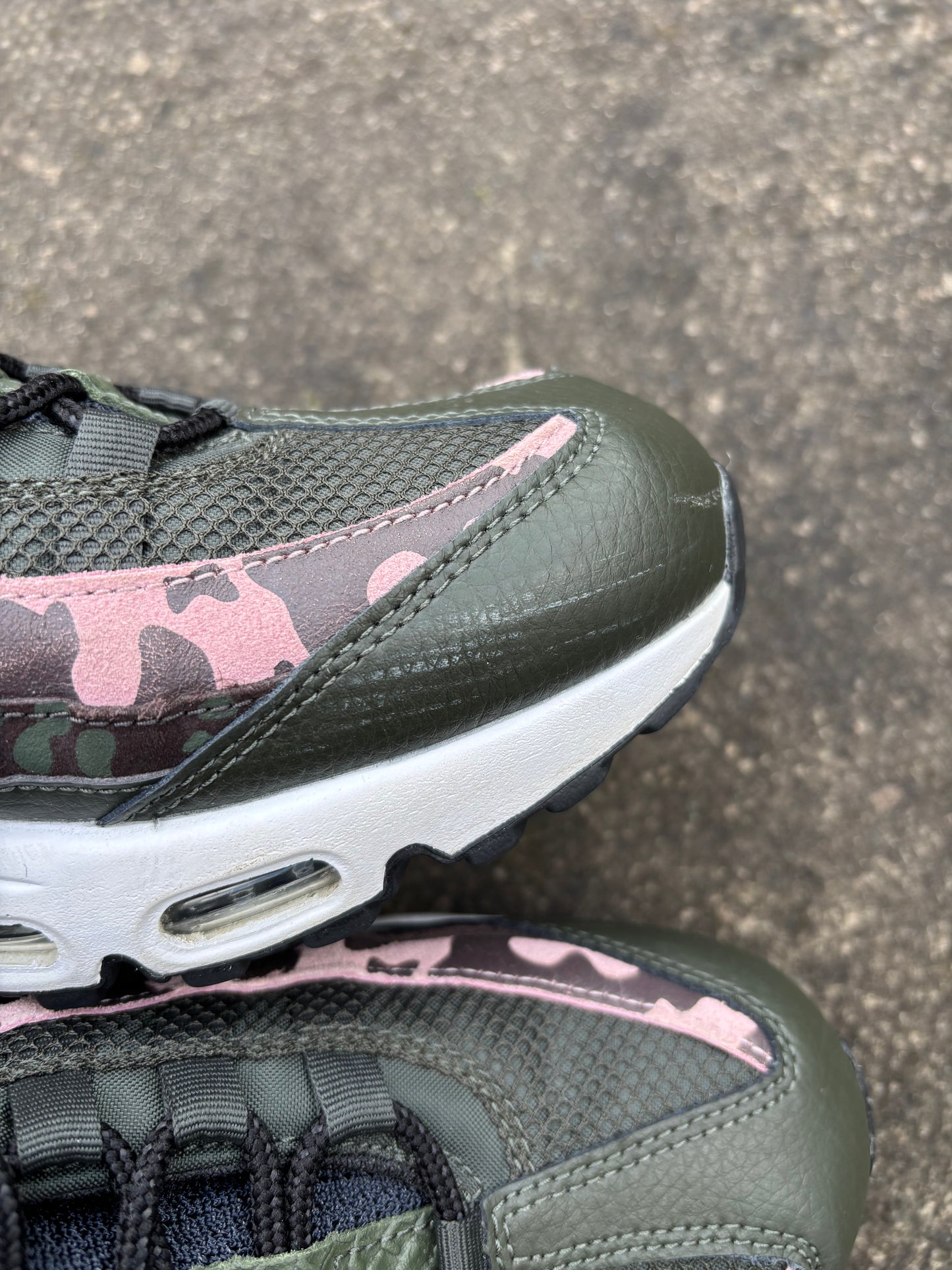 Nike Air Max 95 'Olive/Pink Camo' UK9W