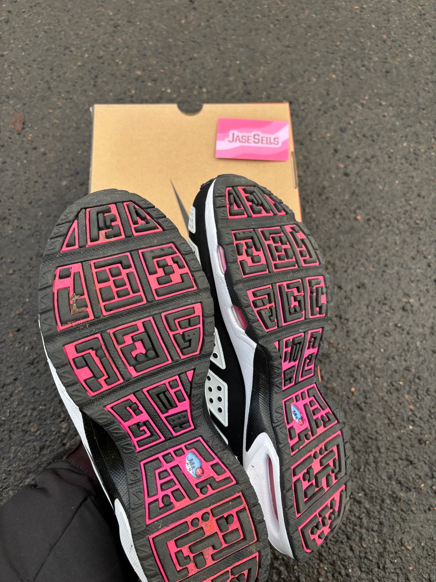 Nike Air Max SNDR 'Hyper Pink' UK8.5