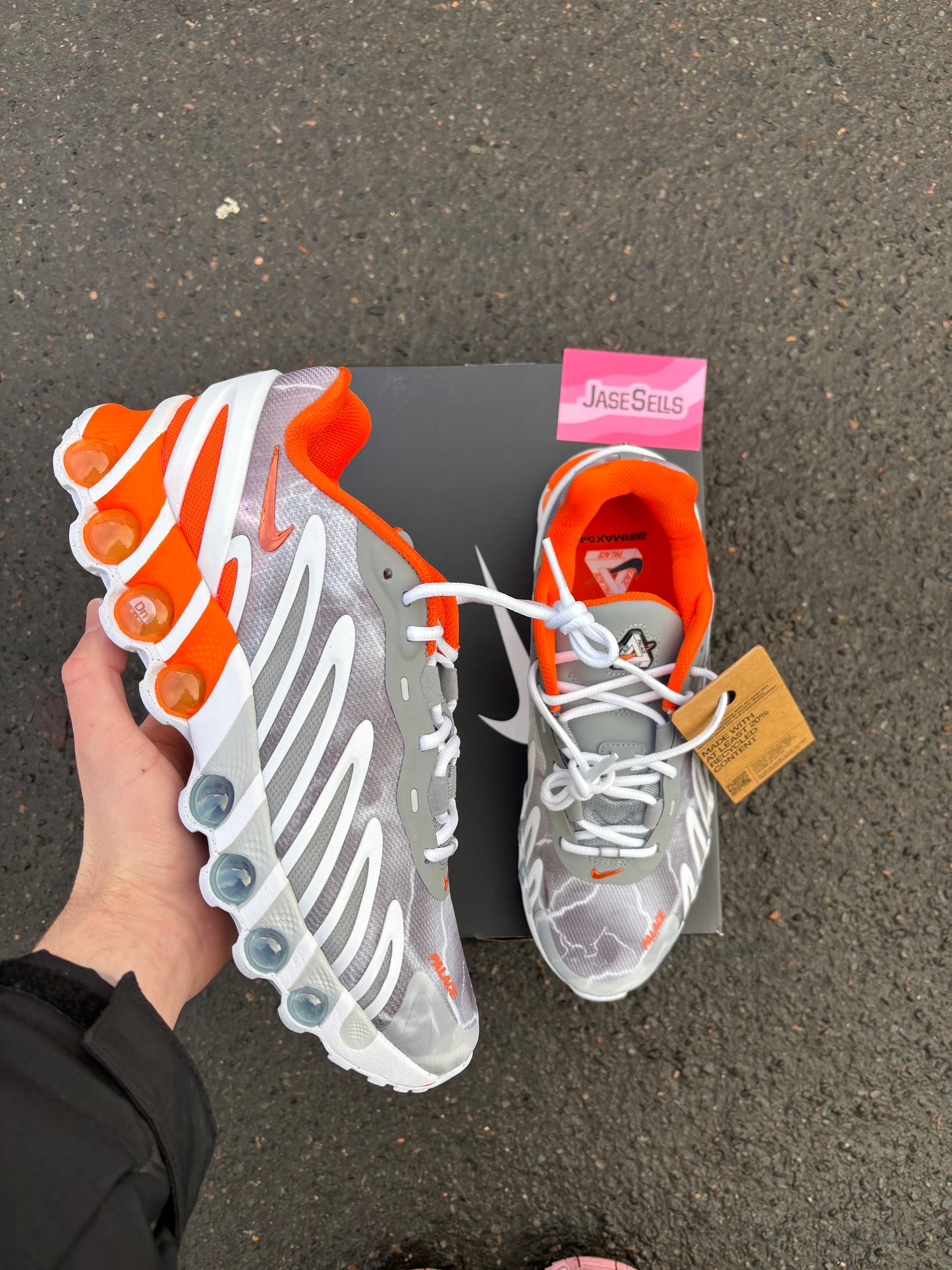 Nike Air Max DN8/ Palace 'Dusty Grey' UK8 (Website Exclusive)